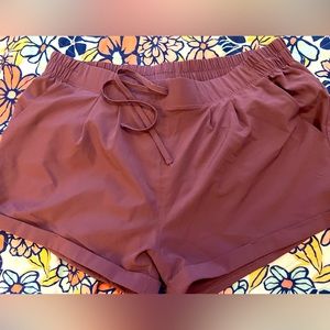 Zyia lilac summer shorts